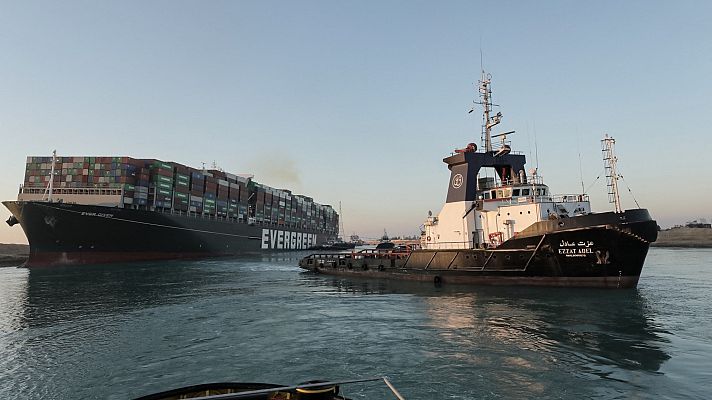 Informativo 24h - Reflotado parcialmente el buque encallado en el Canal de Suez tras seis días de bloqueo marítimo