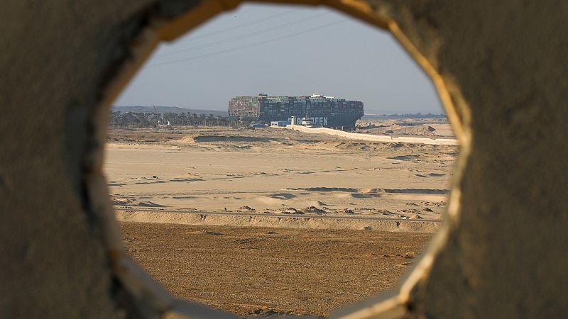 El Ever Given ya está desencallado parcialmente, ¿y ahora qué? - La hora de La 1 | Ver