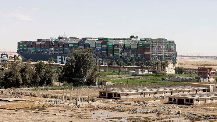 Informativo 24h - La subida de la marea, un "factor clave" para desencallar el Ever Given