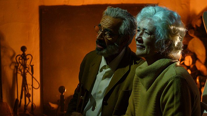 Cuéntame cómo pasó - La cinta de vídeo con los mejores años de los Alcántara