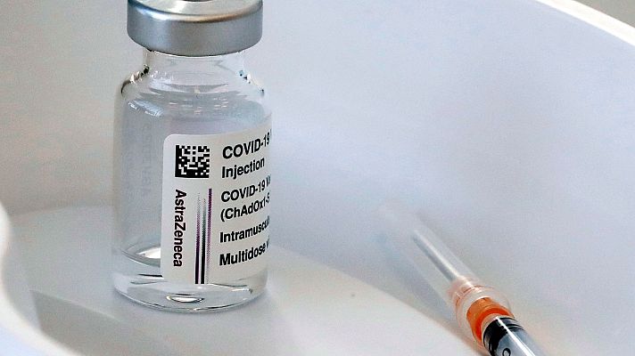 Las cosas claras - ¿Cómo funciona la vacuna de AstraZeneca contra el coronavirus? Lo explica el inmunólogo Alfredo Corell