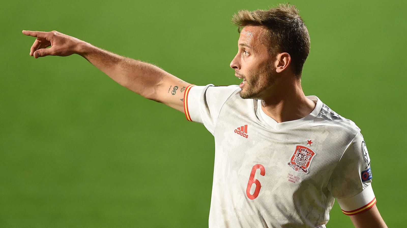 Canales: "Cualquiera puede entrar al once; así estamos alerta" | Ver