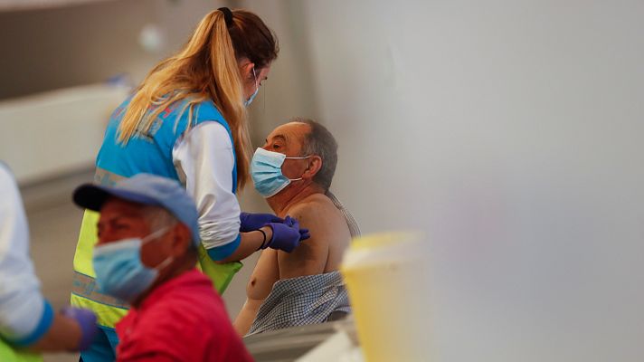 Telediario 1 - Finaliza marzo sin cumplir el objetivo para la vacunación de mayores de 80 años