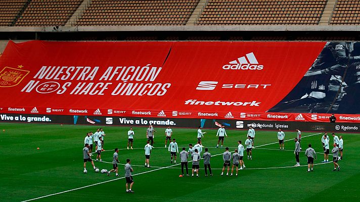 Telediario 1 - El césped de La Cartuja, la obsesión de Luis Enrique