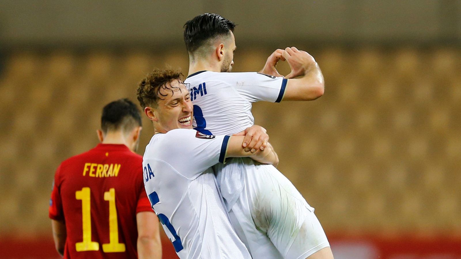 España - F. F. Kosovo | Halimi aprovecha la pifia de Simón (2-1) | Ver