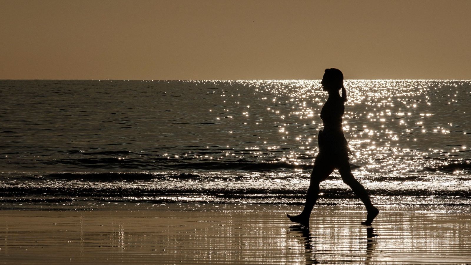 El sector turístico canario, a medio gas por la pandemia