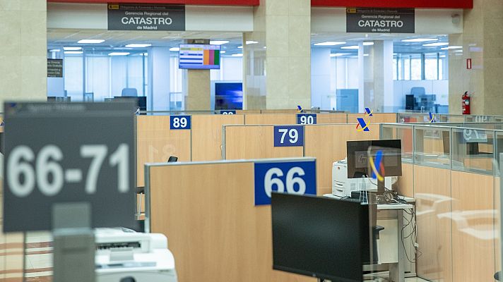 Telediario 1 - La declaración de la Renta de este año estará marcada por los ERTE y los desajustes con Hacienda