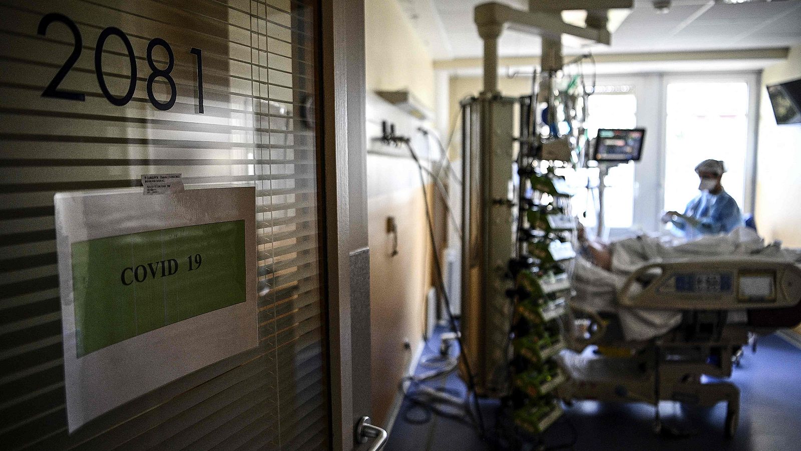 Coronavirus - Francia se queda atrás en la gestión de la pandemia - Telediario 1 | Ver