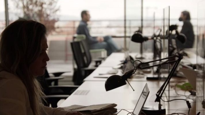 Telediario 1 - 'En Portada' reflexiona sobre los principales retos a los que nos enfrentamos en 'Nuestros años 20'