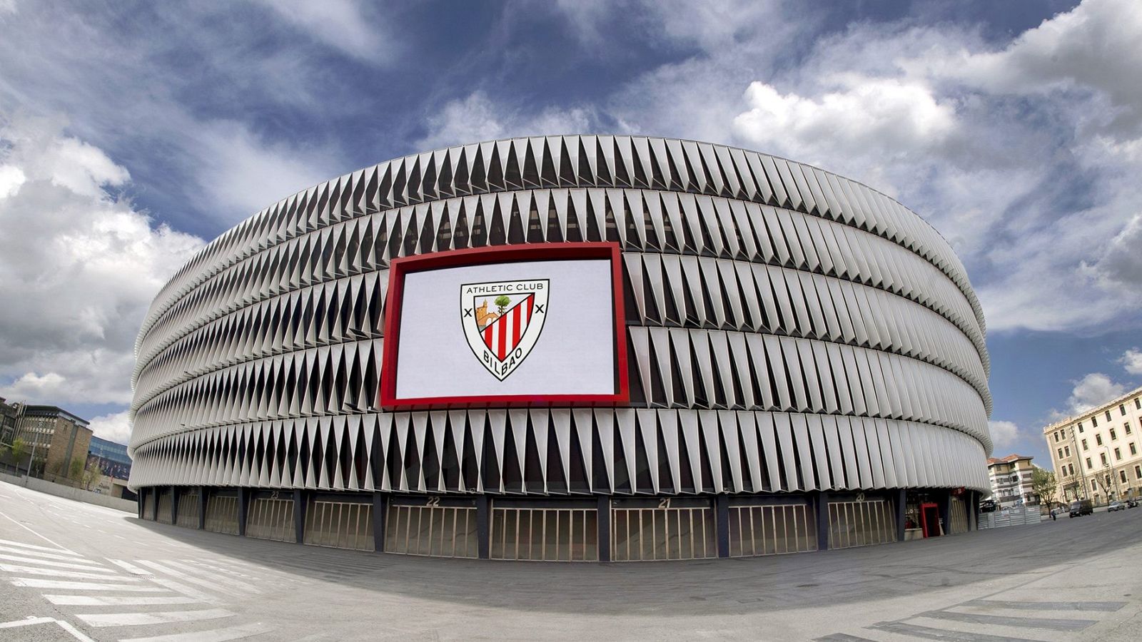 San Mamés acogerá hasta 13.000 espectadores durante la Euro | Ver