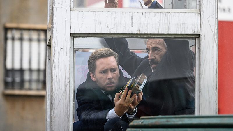 Así comienza el capítulo 382: "Un gato llamado Antonio"