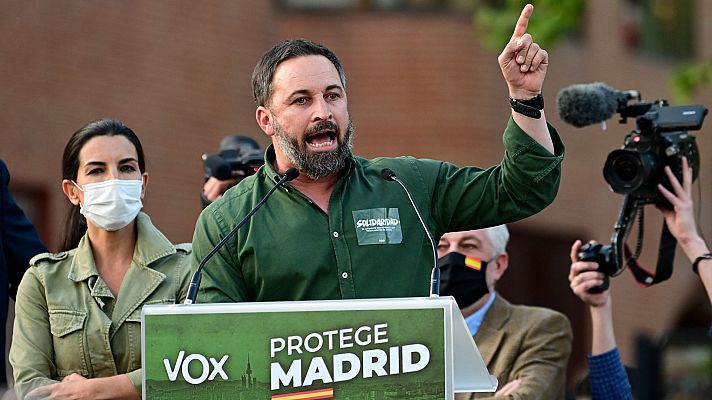 Telediario 1 - Abascal culpa a PSOE y Unidas Podemos de los disturbios en Vallecas y el Gobierno condena la violencia