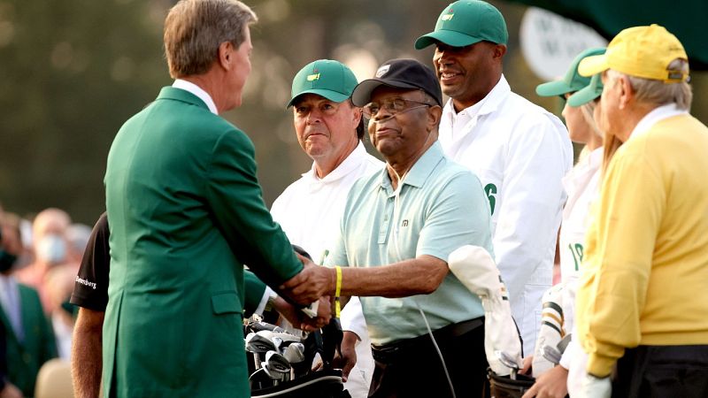 El Masters de Augusta rinde homenaje a Lee Elder