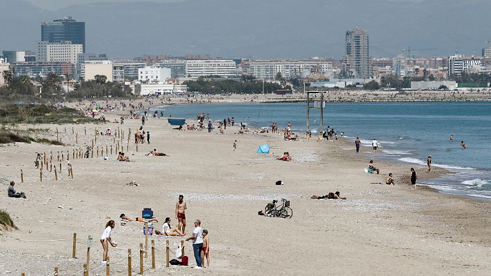 Telediario 1 - El Gobierno rebaja al 6,5% la previsión de crecimiento para este año