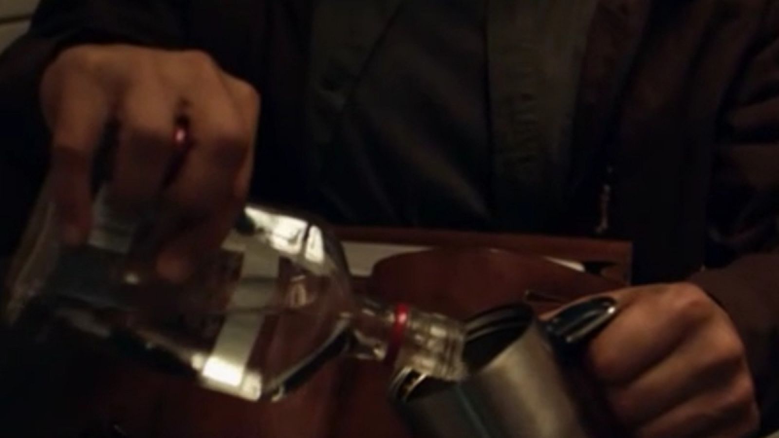 'Otra ronda', la cultura del alcohol según el director danés Thomas Vinterberg- RTVE.es | Ver