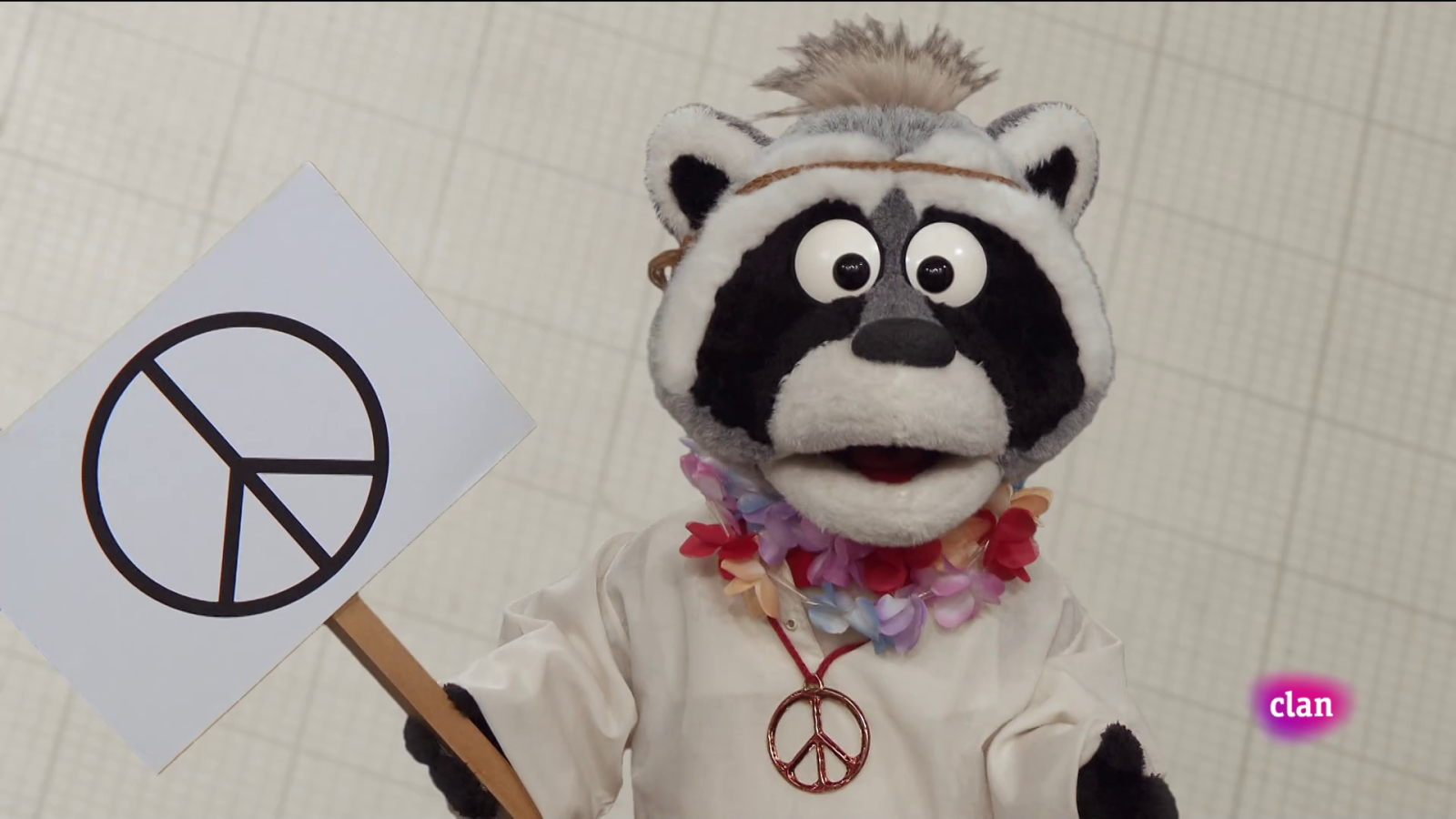 Aprendemos en Clan - Todo por la paz - RTVE.es - Aprendemos en Clan | Ver