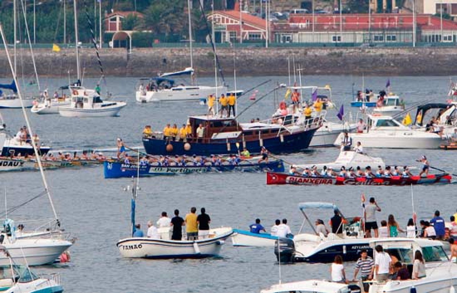 Kaiku gana la bandera de La Concha