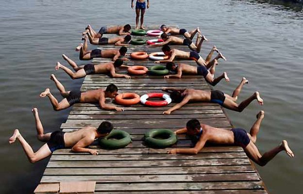 La 2 Noticias - Natación para salvarles la vida