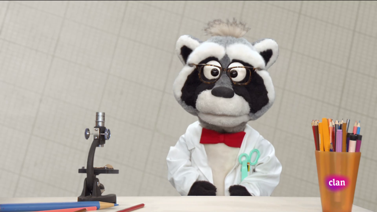 Aprendemos en Clan - Mundo microscópico - RTVE.es - Aprendemos en Clan | Ver