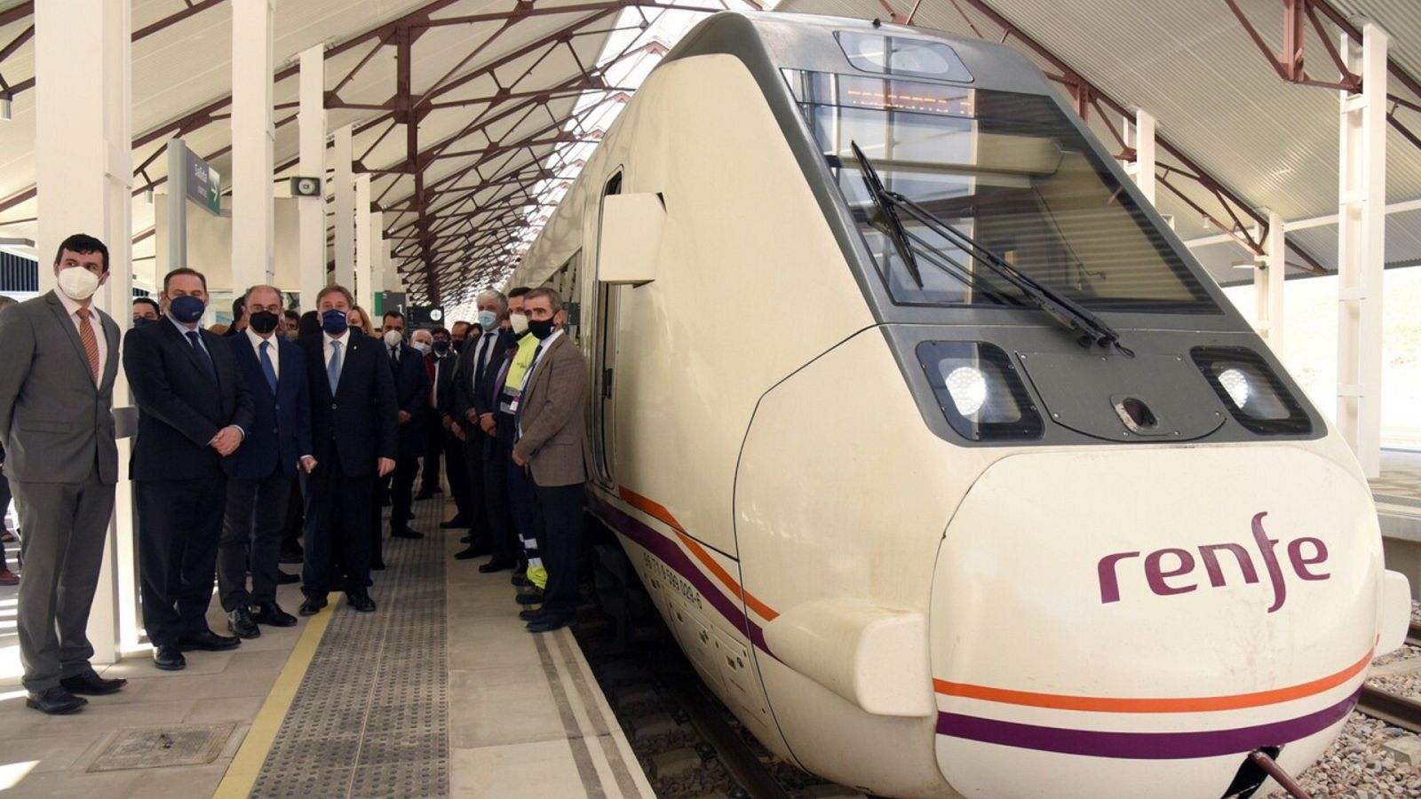 Se inaugura la nueva estación de tren de Canfranc - Ver ahora