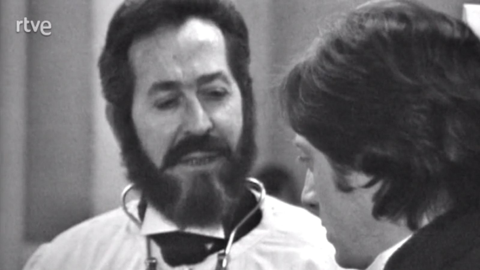 Siempre en capilla - Capítulo 3 - Siempre en capilla | Ver