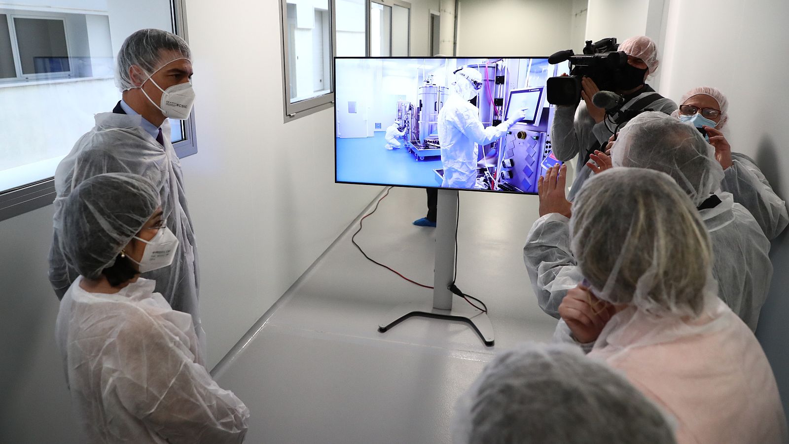 Sánchez: "Tenemos la esperanza de una vacuna española en 2021" - Informativo 24h | Ver