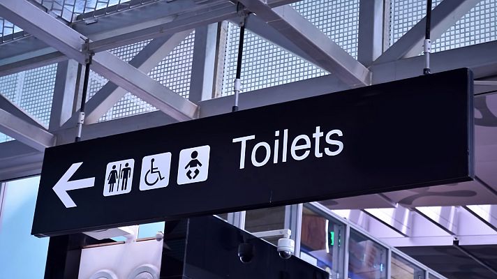 Telediario 1 - La pandemia evidencia la escasez de baños públicos