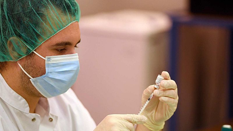 Telediario Matinal en Cuatro Minutos 18/04/2021 | Ver