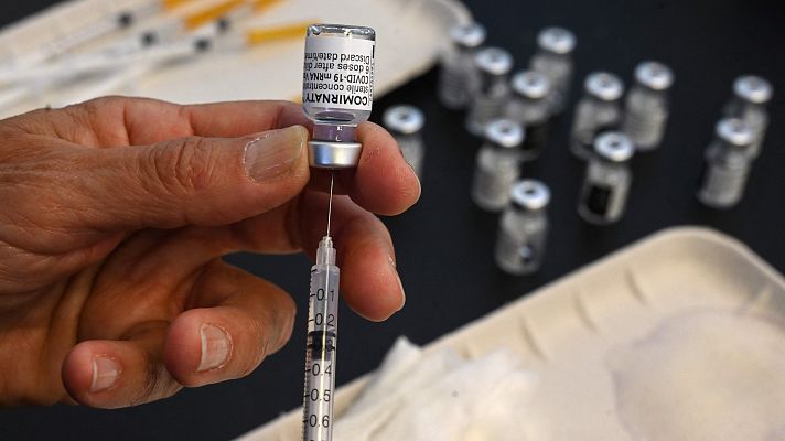 Telediario 1 - Un ensayo analizará poner Pfizer a personas que han recibido una dosis de AstraZeneca