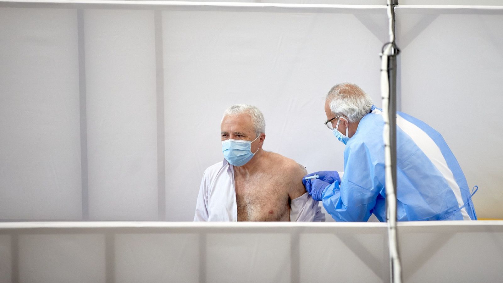 Garamendi (CEOE) defiende la fórmula público-privada para la campaña de vacunación - La hora de La 1 | Ver