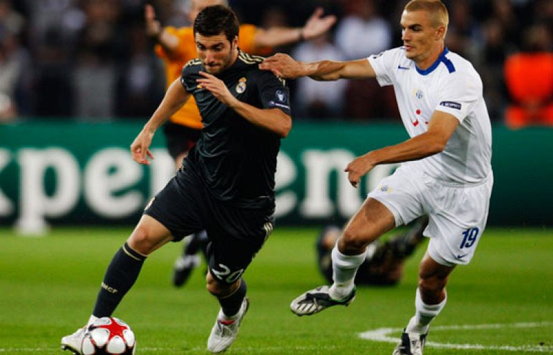 Gonzalo Higuaín (0-3)