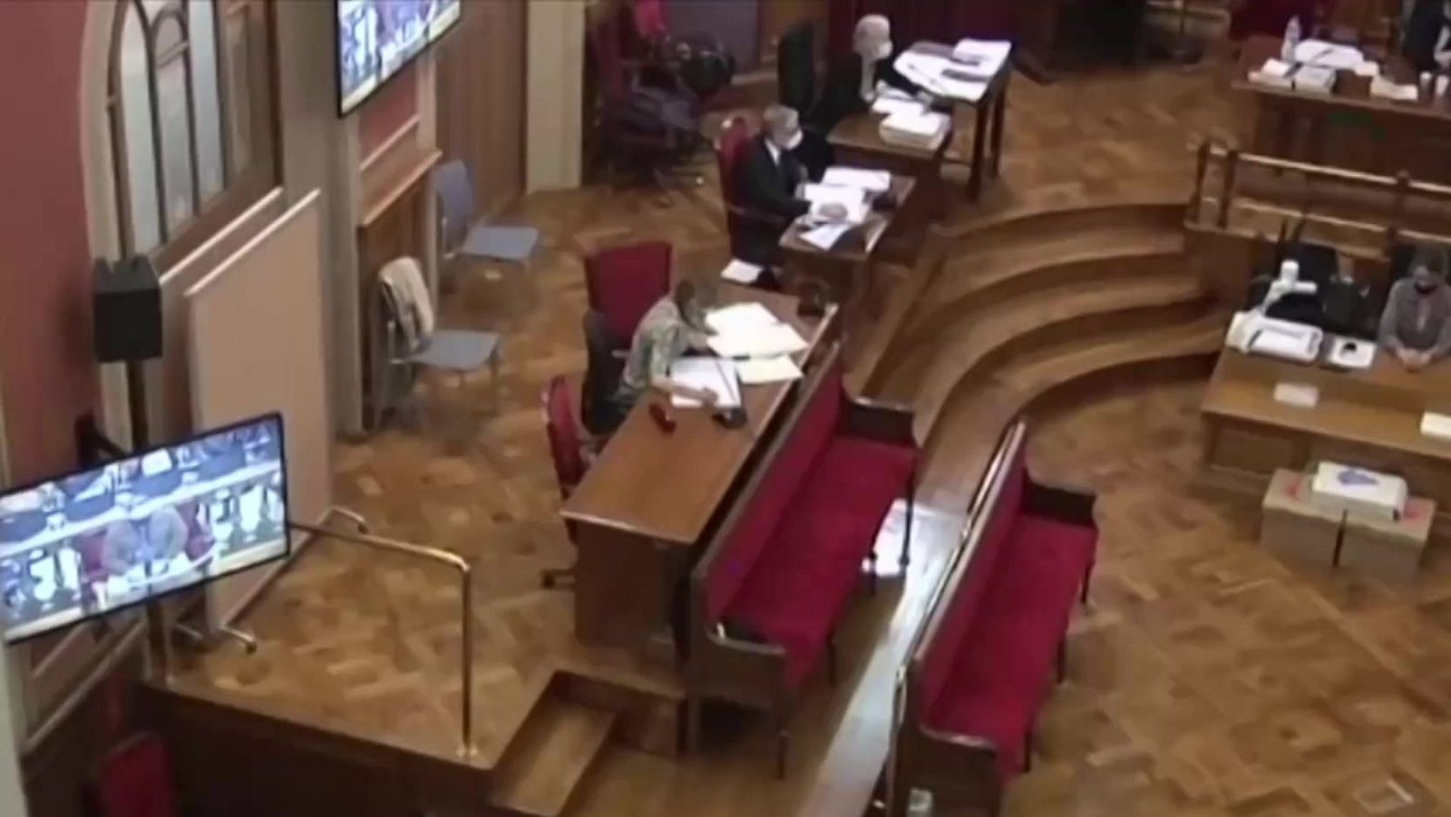 El asesino confeso de la niña Laia mantiene que estaba drogado y creyó luchar contra un ladrón | Ver