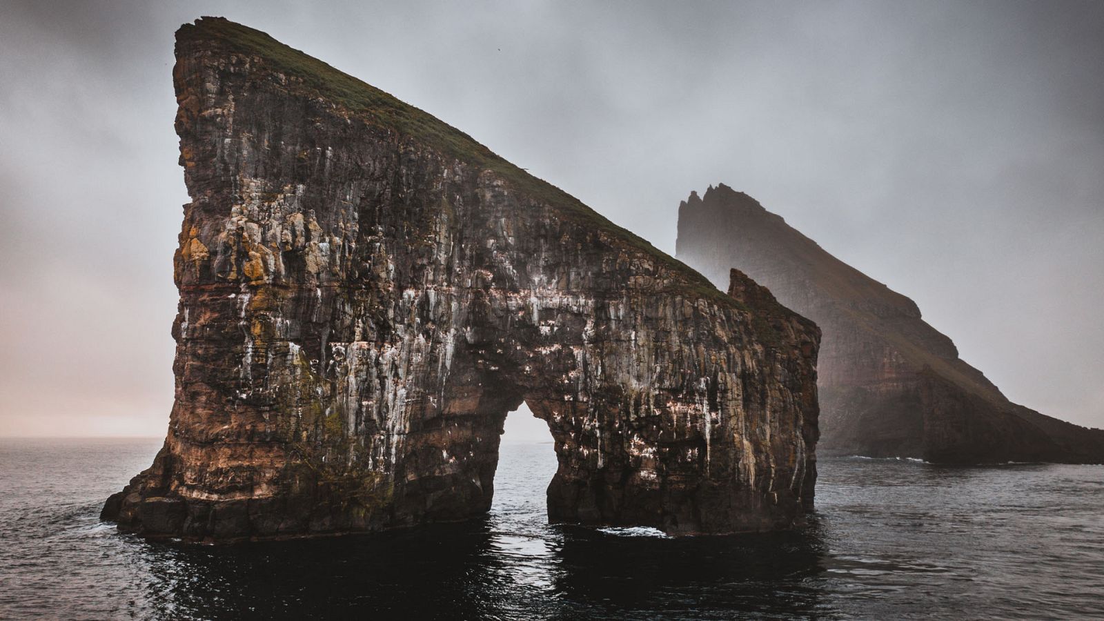 Posibilidad de chubascos localmente fuertes en los entornos montañosos del norte - Ver ahora