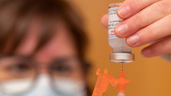 Telediario 1 - Sanidad acuerda no retrasar las segundas dosis de Pfizer y Moderna