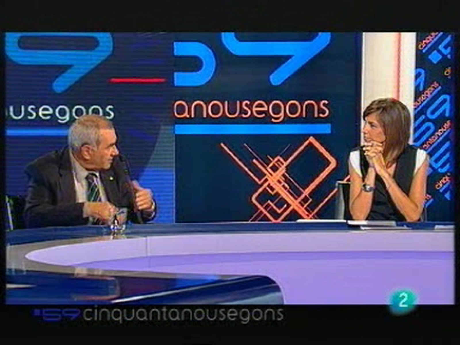 Cristina Puig, la nova presentadora de 59 segons, entrevista al conseller Maragall