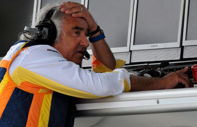 Alonso se queda sin jefe tras la marcha de Briatore