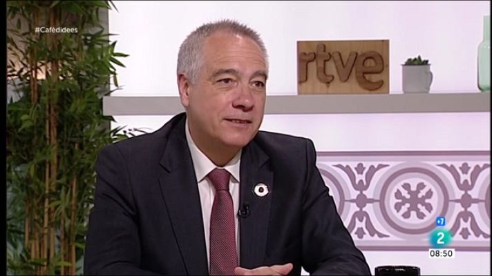 Cafè d'idees - Navarro descarta la fàbrica de bateries a la Zona Franca