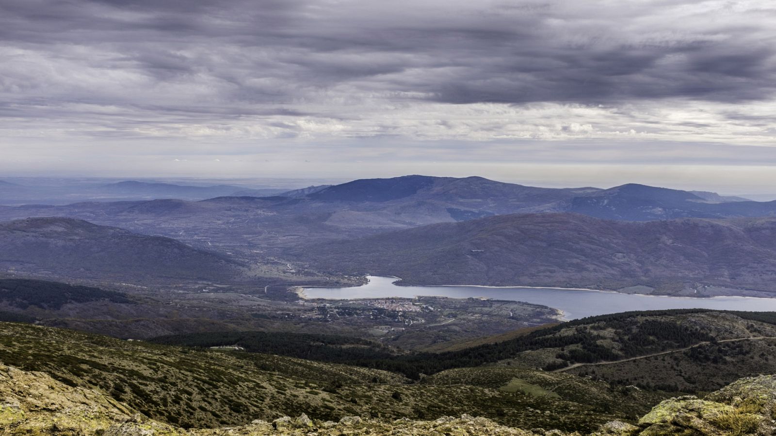 Chubascos y tormentas en el centro y este peninsular - Ver ahora