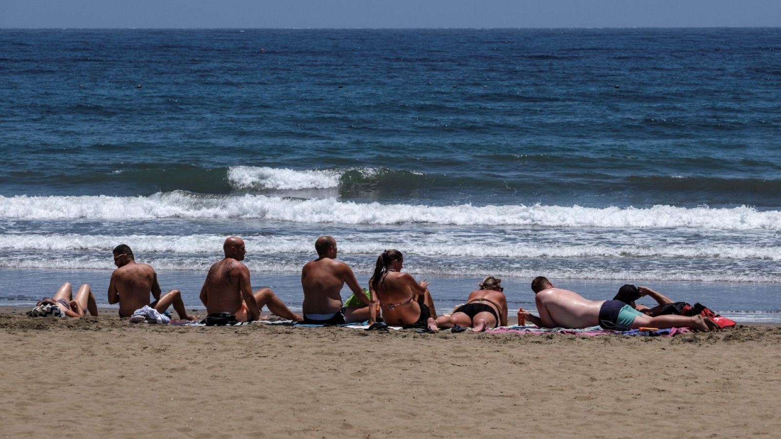 Los españoles tenemos peor imagen de nuestro país que los extranjeros | Ver