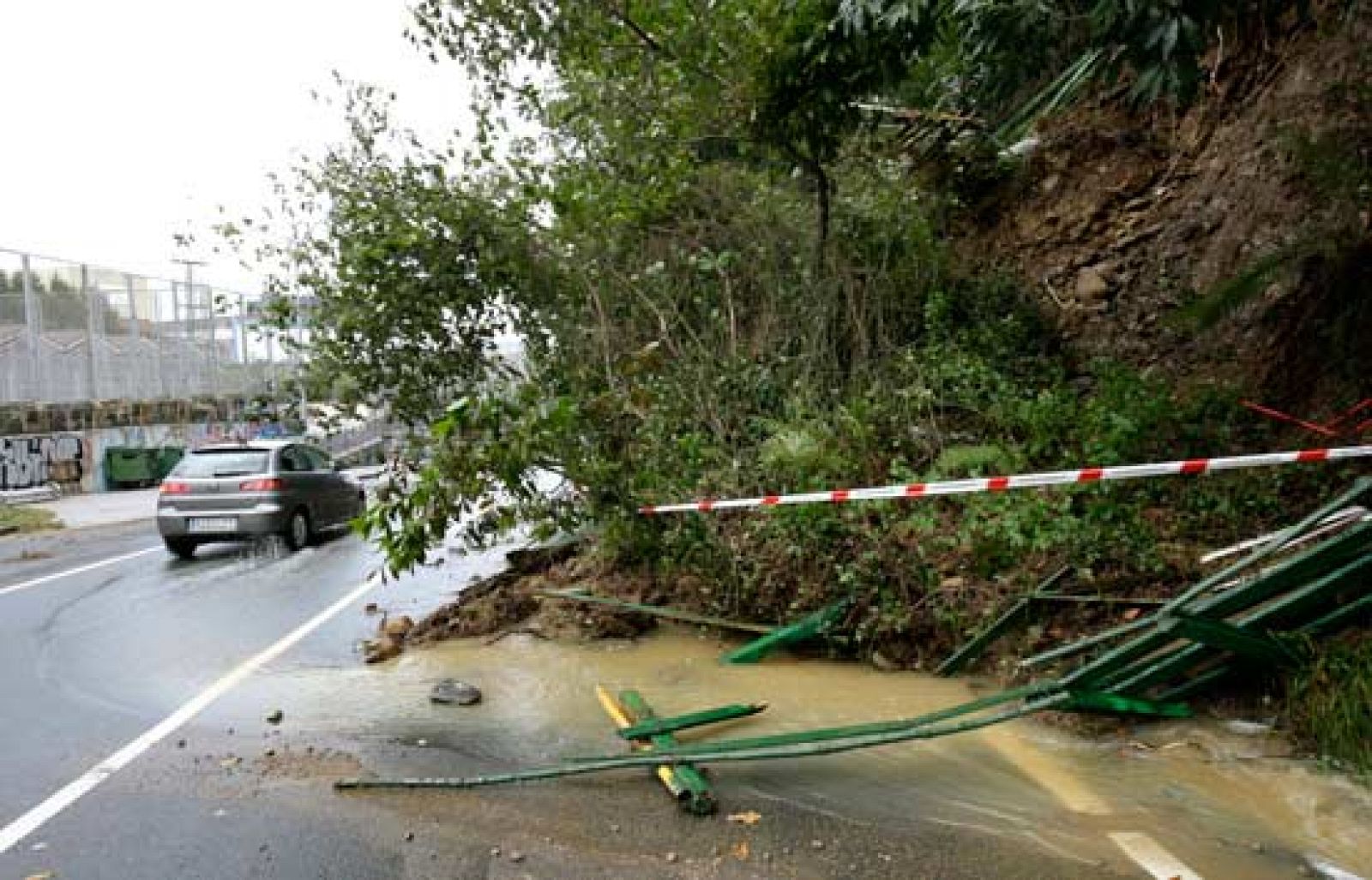 En Vizcaya y Guipúzcoa continúa la alerta roja hasta medianoche por lluvias | Ver