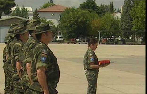  - Regresan los últimos soldados españoles de Kosovo