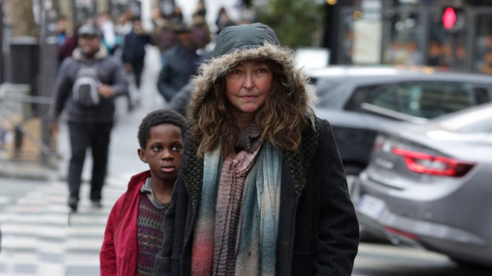 'Bajo las estrellas de París' | Ver