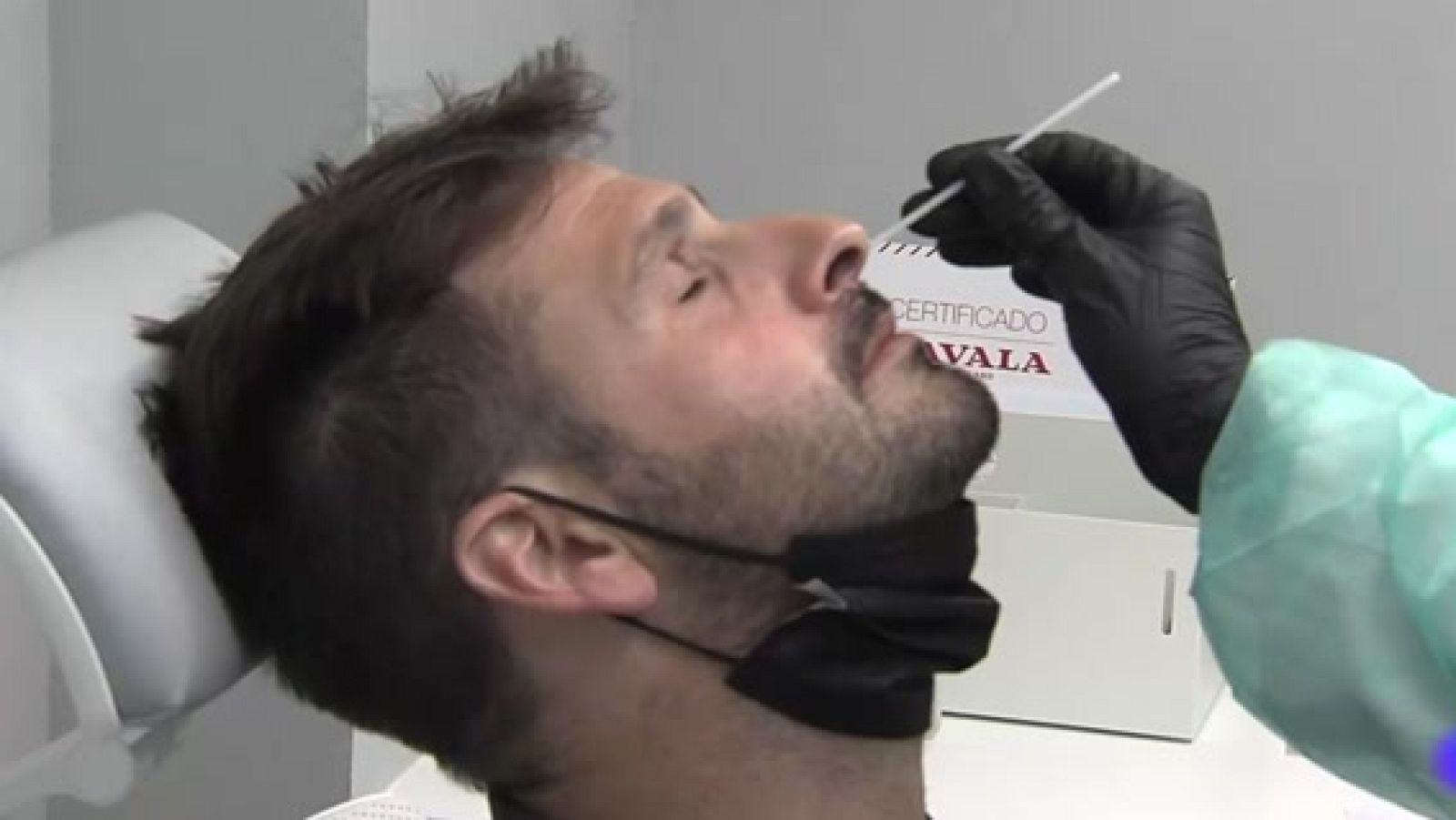 Restaurantes de Girona hacen una prueba piloto de cenas "libres de COVID" | Ver