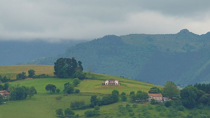 El tiempo - Los chubascos y las lluvias y tormentas fuertes afectarán a Andalucía y al interior de Castellón
