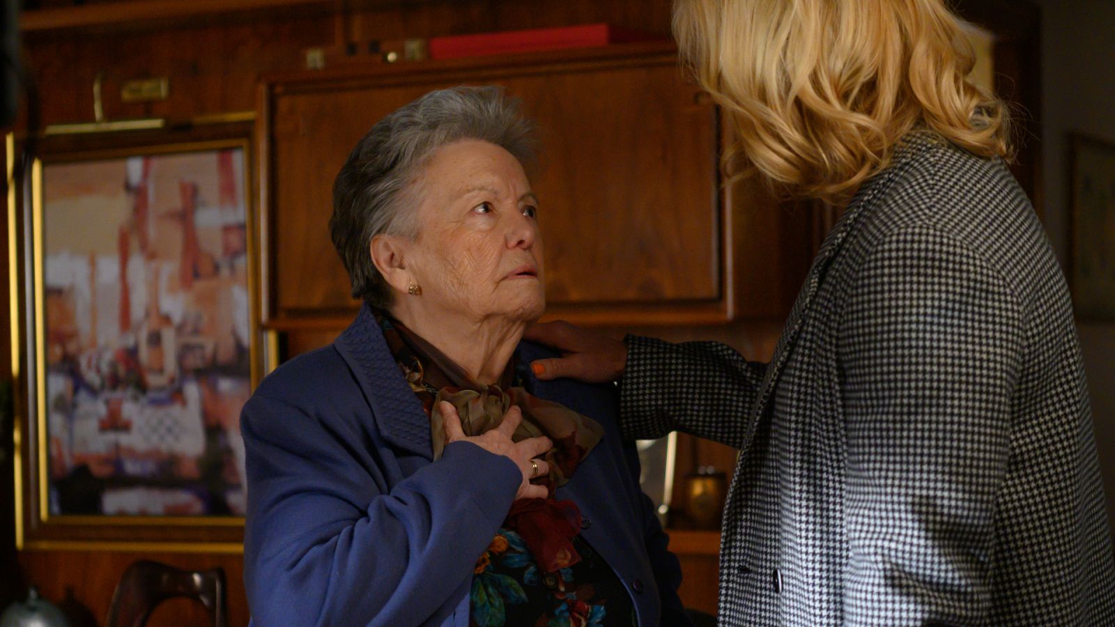 Caridad recibe una paliza