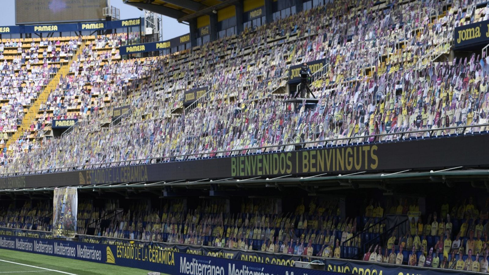 El público regresará a fútbol antes del final de la temporada | Ver