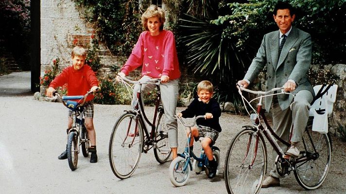 La hora de La 1 - Sale a subasta la bicicleta de Diana de Gales