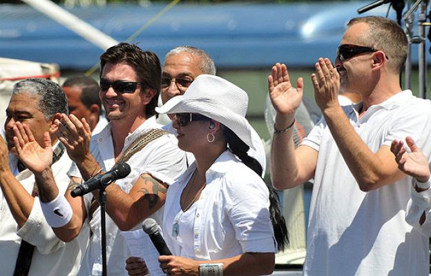  - Arranca el concierto de Juanes
