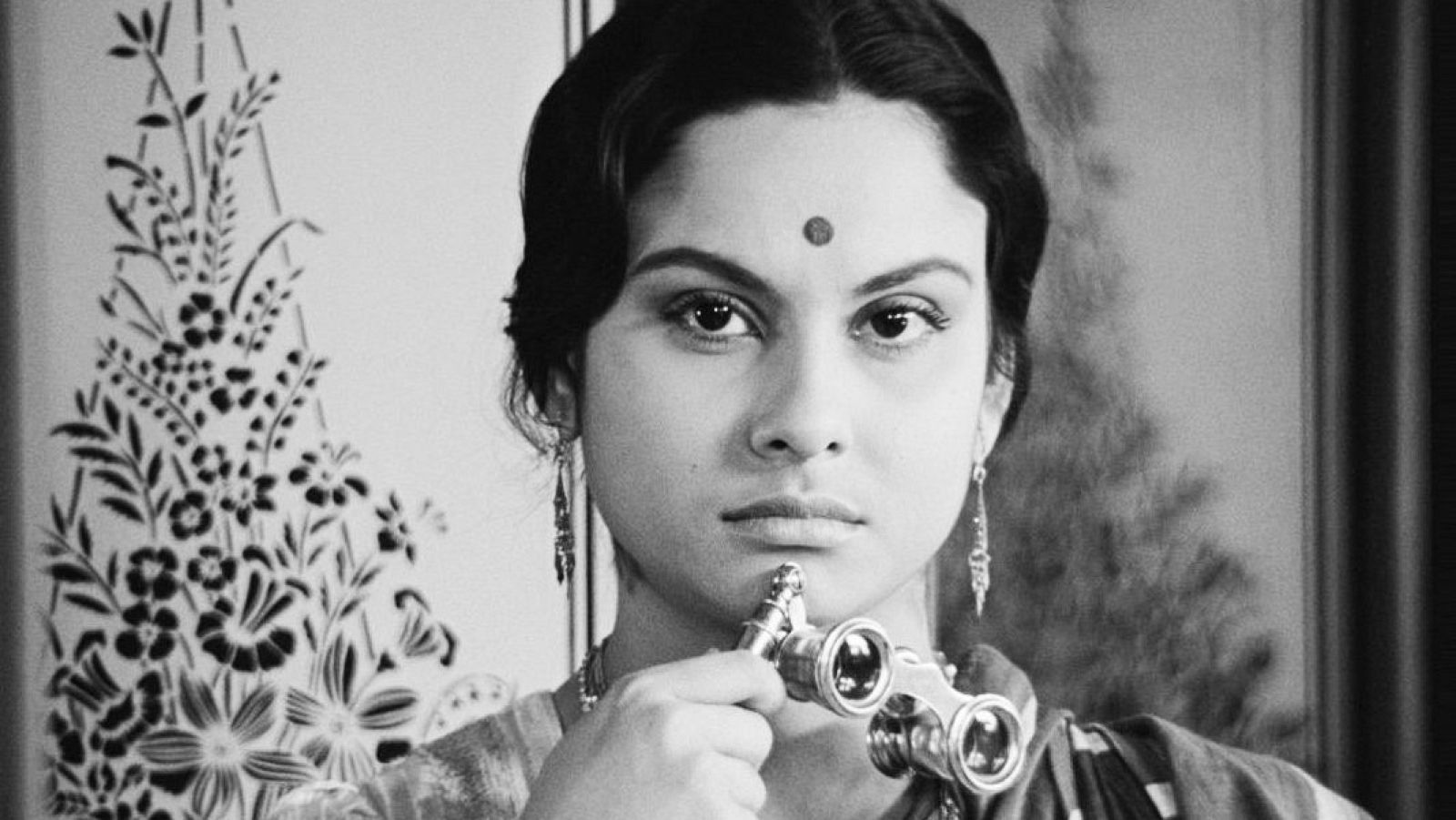 'Charulata, la esposa solitaria'