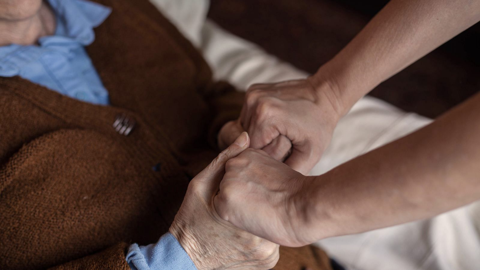 Ceuta y Melilla, sin cuidadores por el cierre de fronteras con Marruecos | Ver